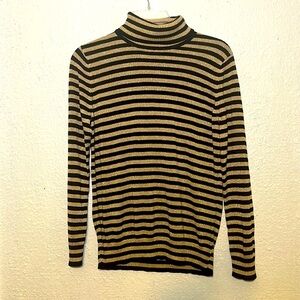 Joseph A. Golden black turtleneck sweater size petite large.